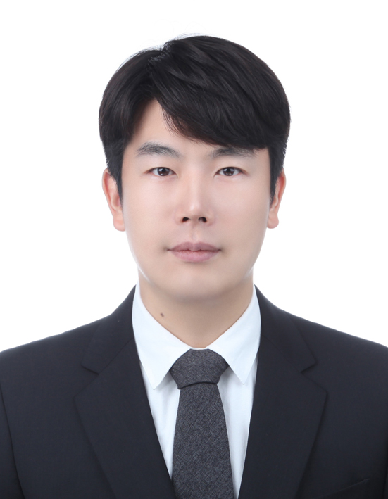 Professor Younguk Yun